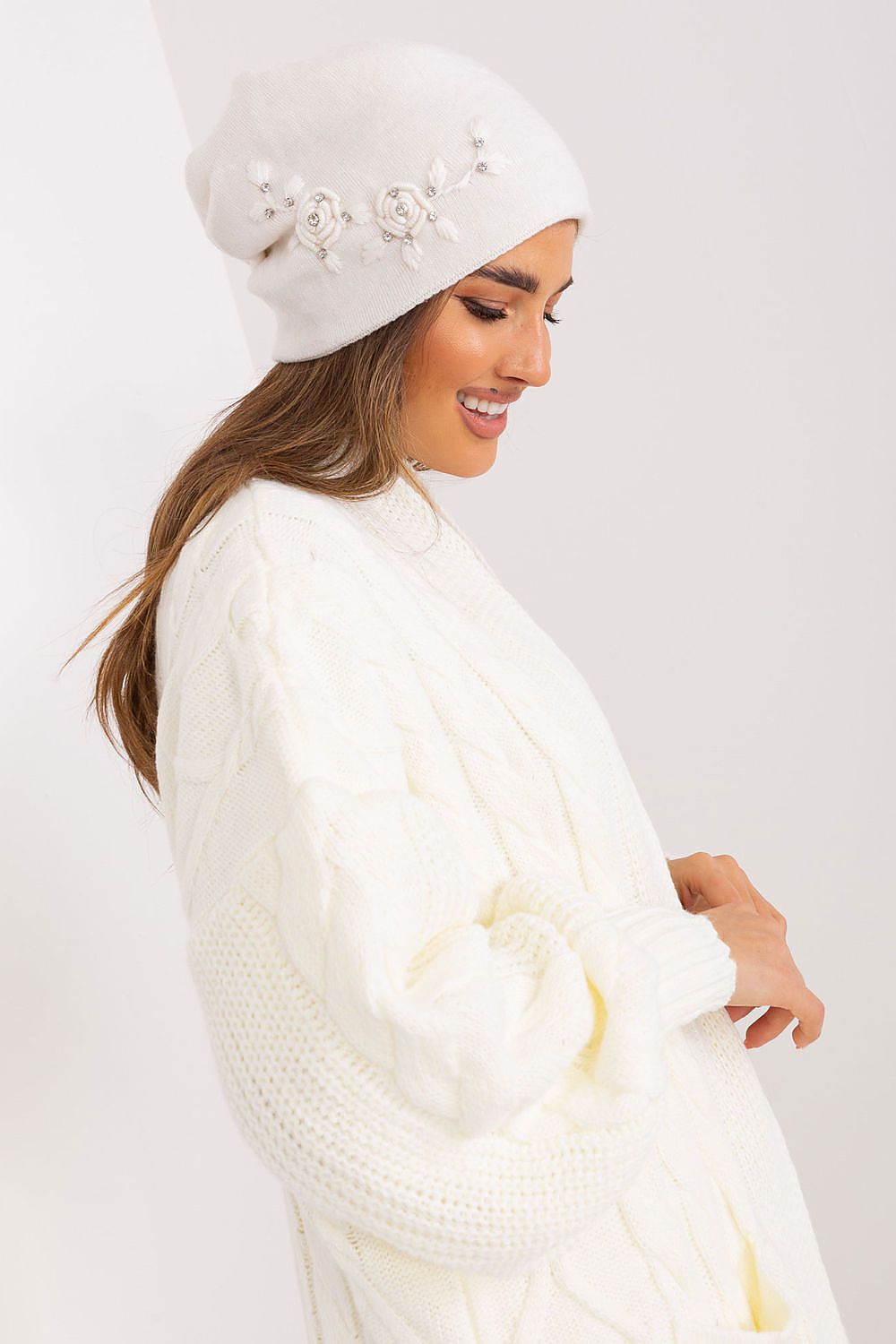 Bonnet model 187550 AT