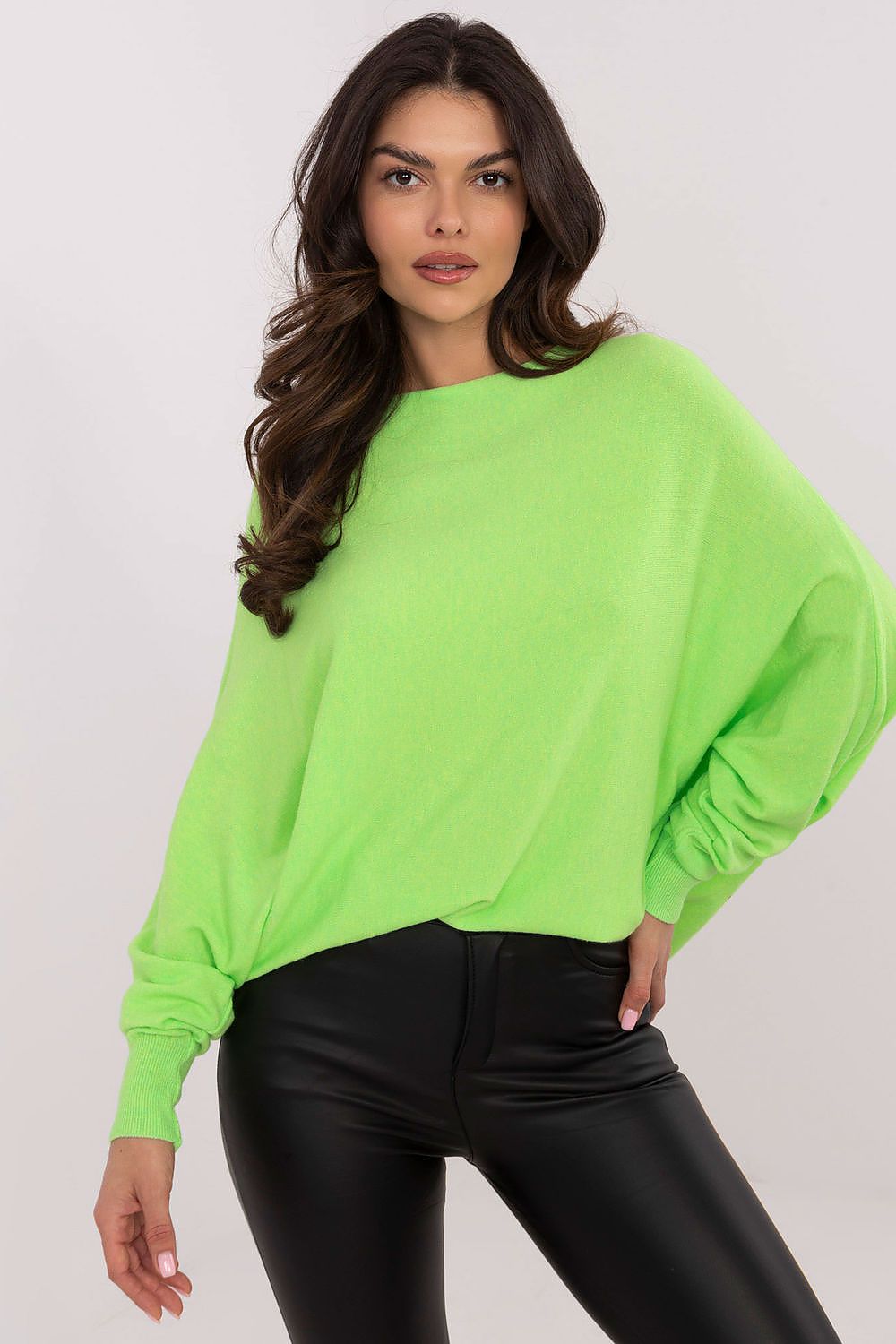 Chandail model 203814 Italy Moda