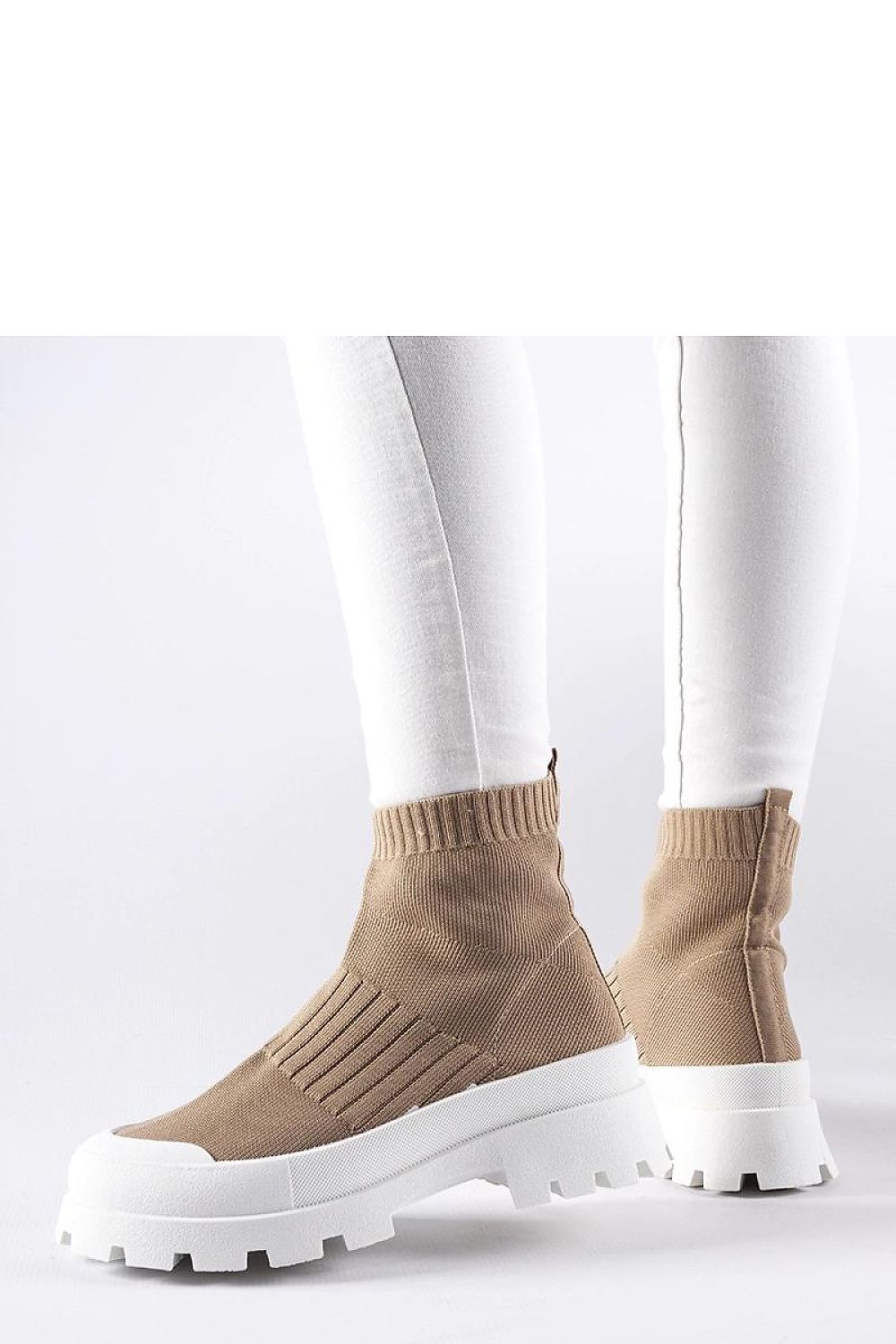 Baskets model 207607 Solea