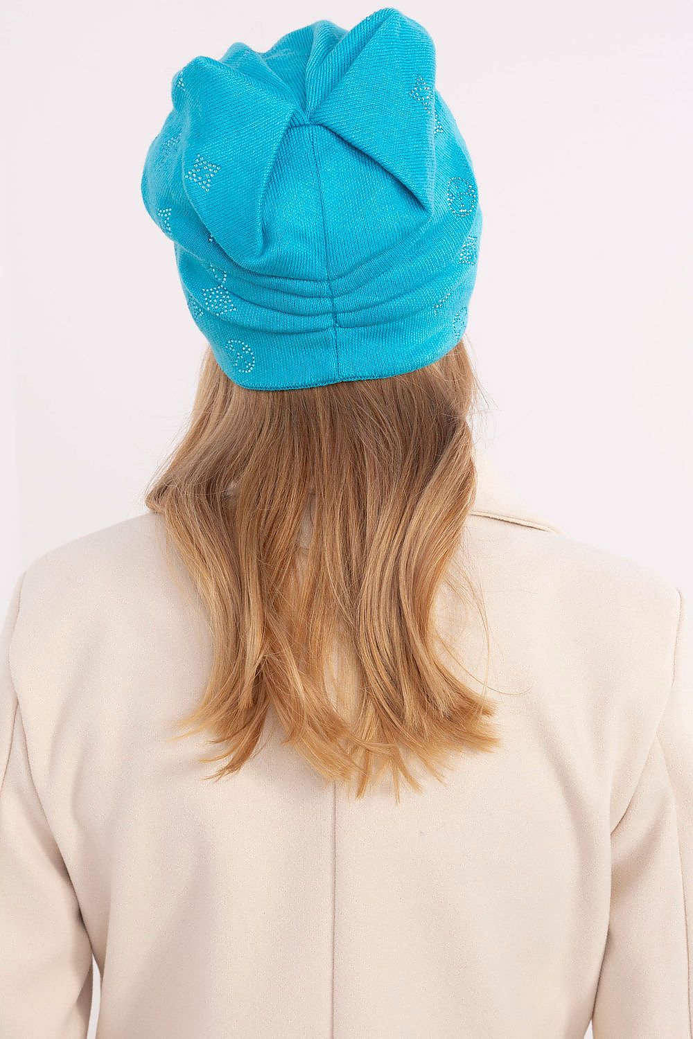 Bonnet model 208242 AT