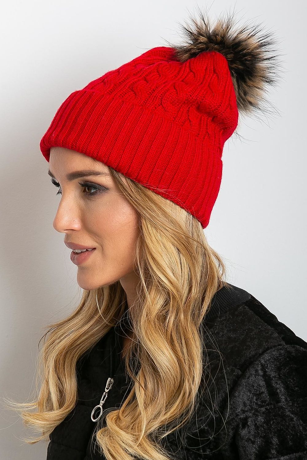 Bonnet model 208260 AT