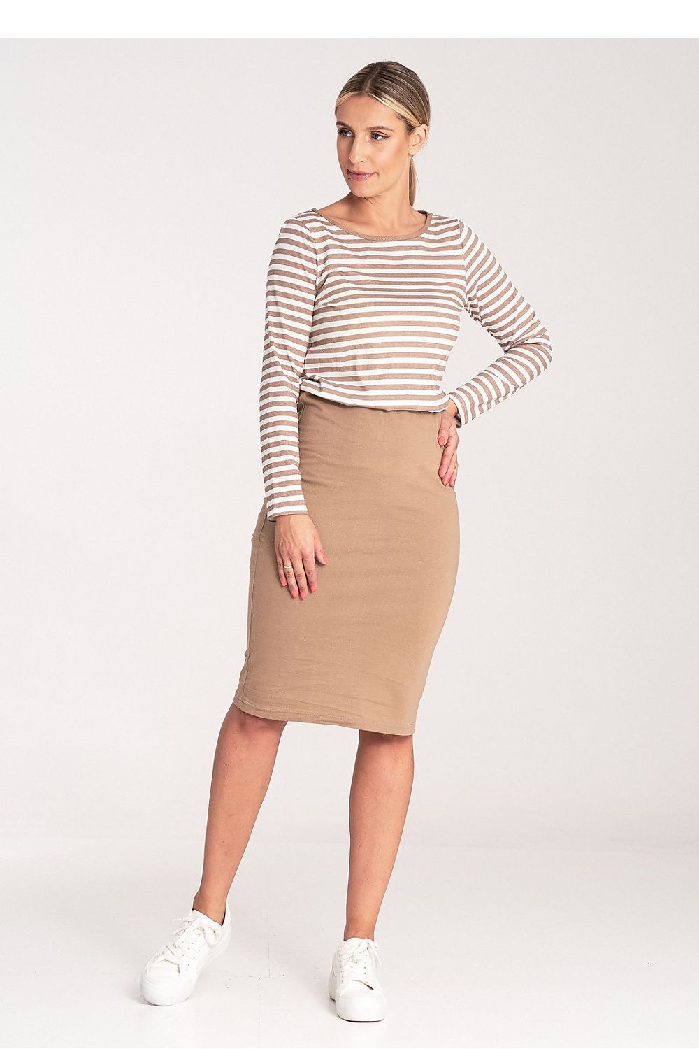  Robe de jour model 203150 Figl 