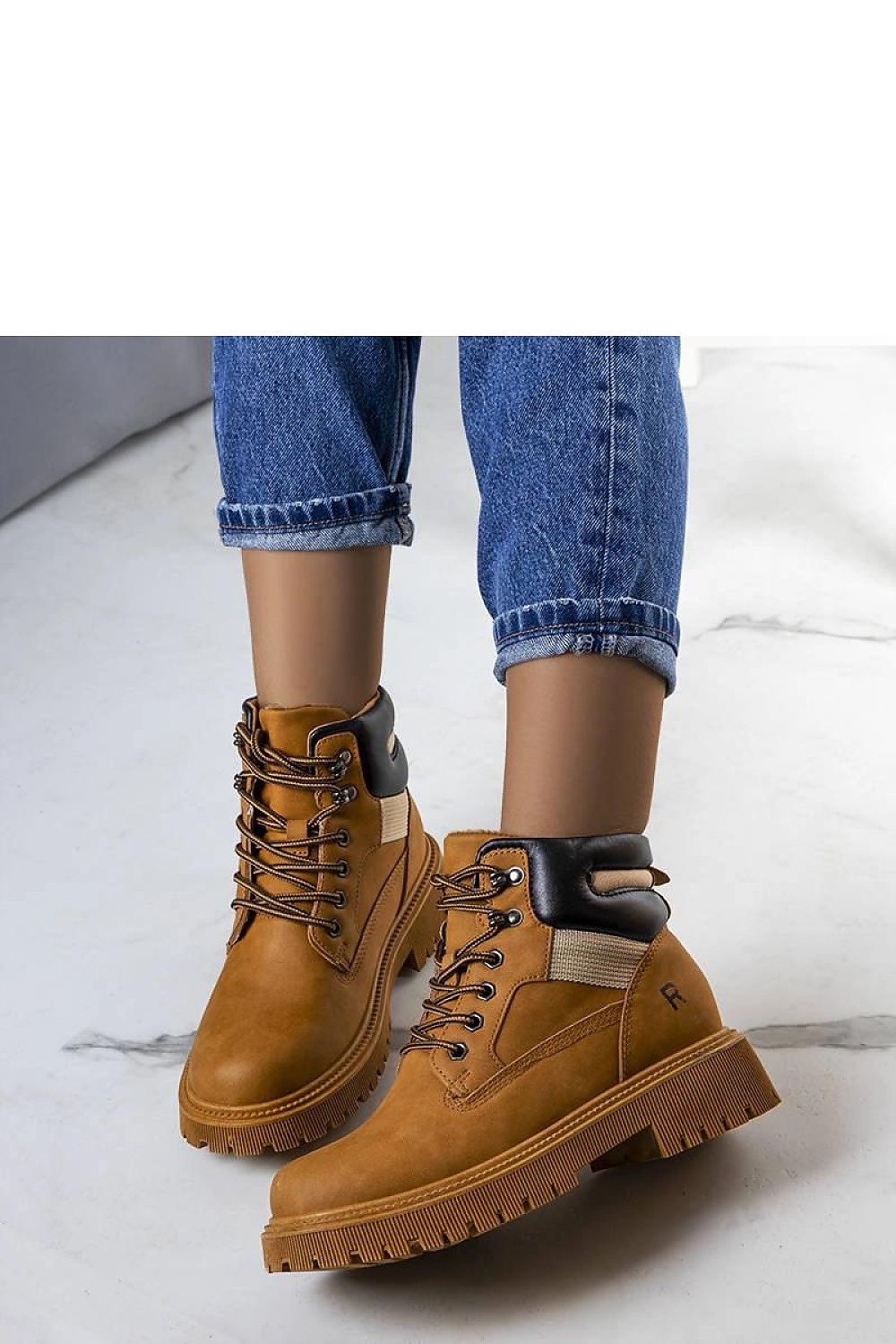  Bottes model 205887 Solea 