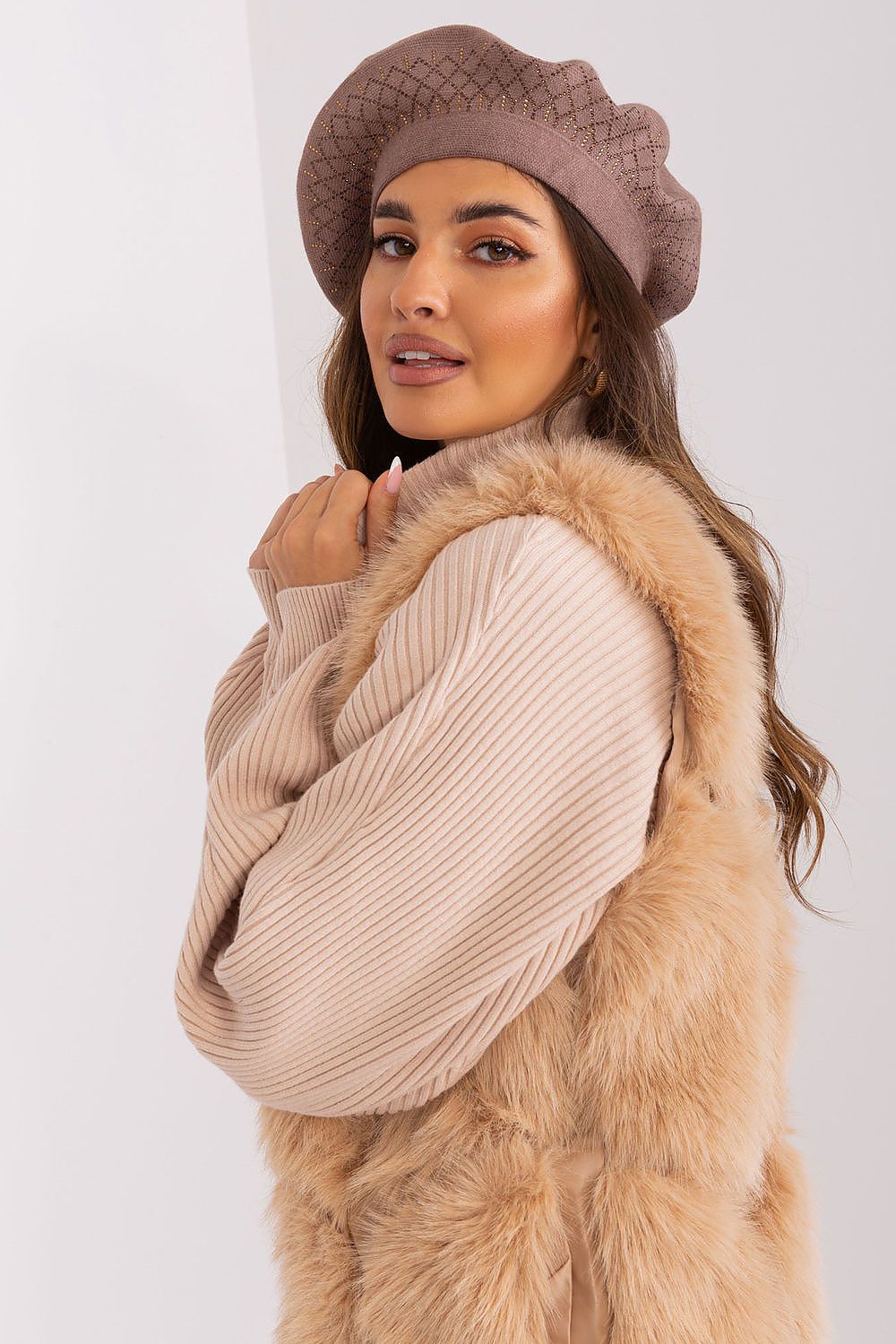  Béret  model 208244 AT 