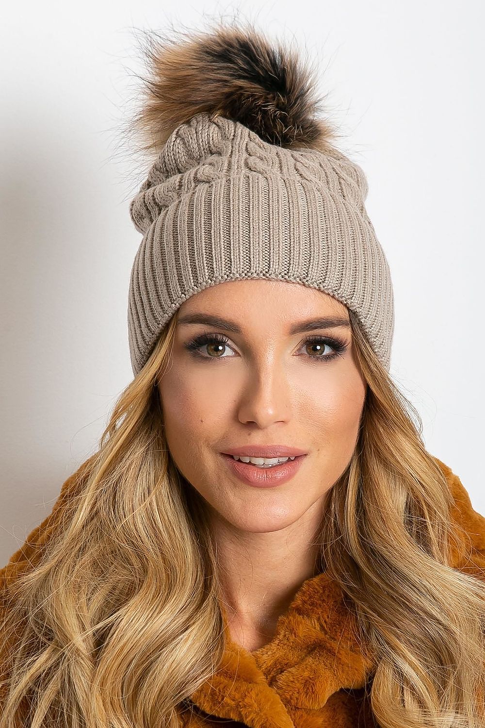  Bonnet model 208257 AT 