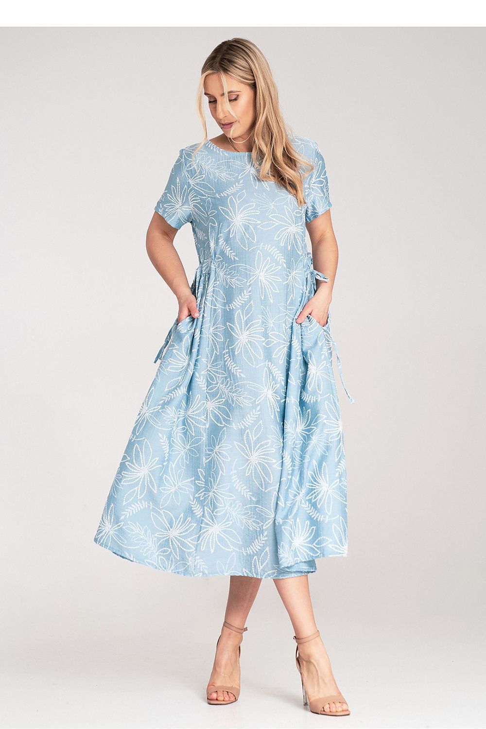 Robe de jour model 214790 Figl 