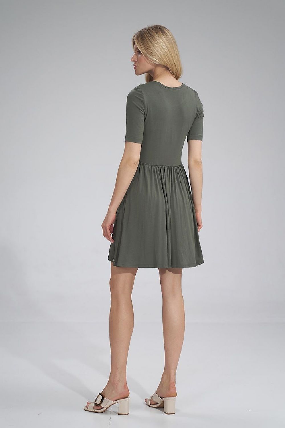  Robe de jour model 154729 Figl 