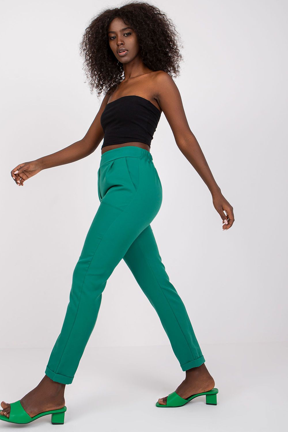  Pantalon femme model 162538 Italy Moda 